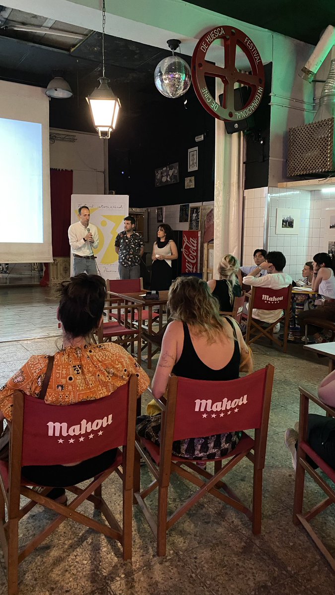 <a href="/DiversarioFEST/">Diversario</a> <a href="/CadisHuesca/">Cadis Huesca</a> <a href="/FundlaCaixa/">Fundación ”la Caixa”</a> Y a continuación nos hemos trasladado una noche más a <a href="/lacatalitica/">lacatalitica</a> 🍻para poder disfrutar de la sesión de cortolíticos de <a href="/Zinentiendo/">Zinentiendo</a> 🎬