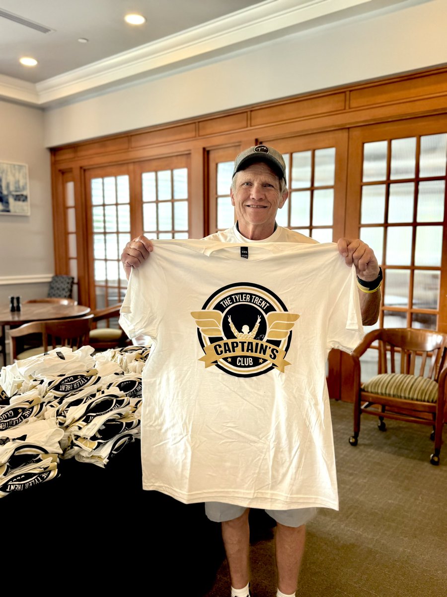 theTylerTrent's tweet photo. Can’t make the outing? You can still make an impact. 💛🖤 Join the Tyler Trent Captain’s Club — a new monthly giving program supporting research, families, and Tyler’s legacy: https://t.co/CFm2YYKGSO. 🔗
#TeeOffForTyler #CaptainsClub https://t.co/wHxIjs3LtO