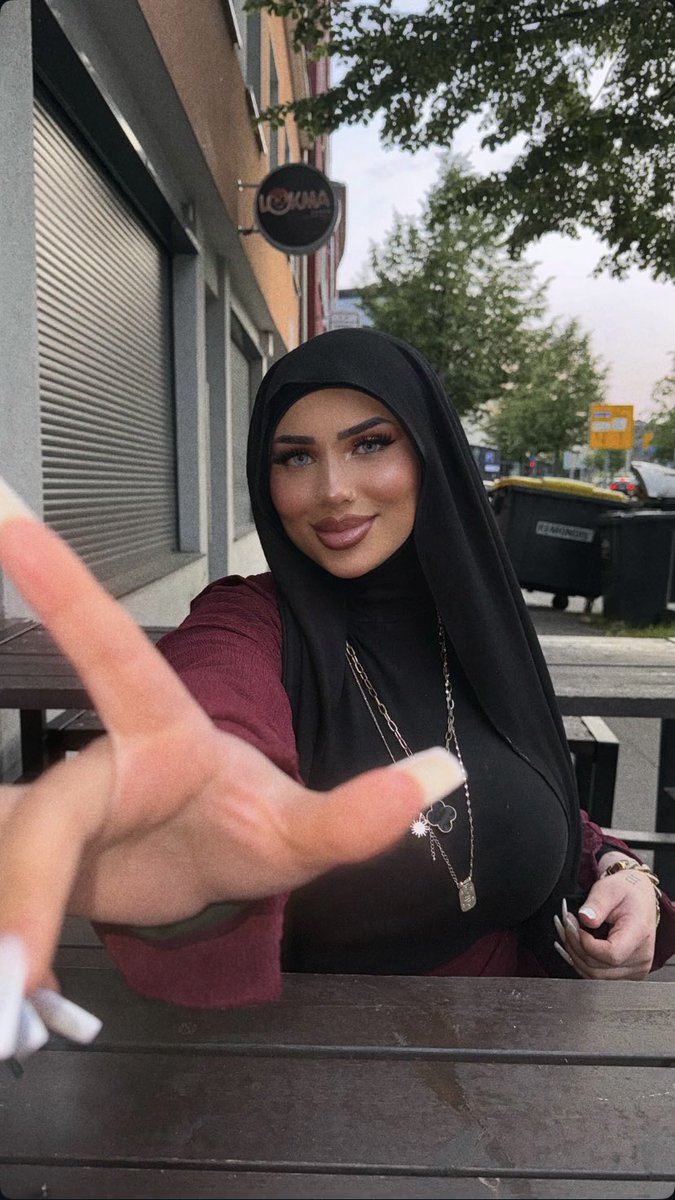 QOS Queen Abir Slave ♠️👑⛓️🧎🏻 tweet media