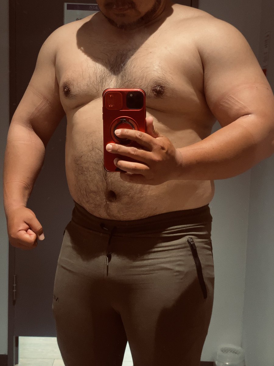 相撲レスラーポンデオヤジ tweet media