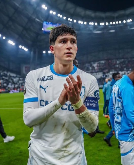 ❗️Anyone watched him play is he good?👀