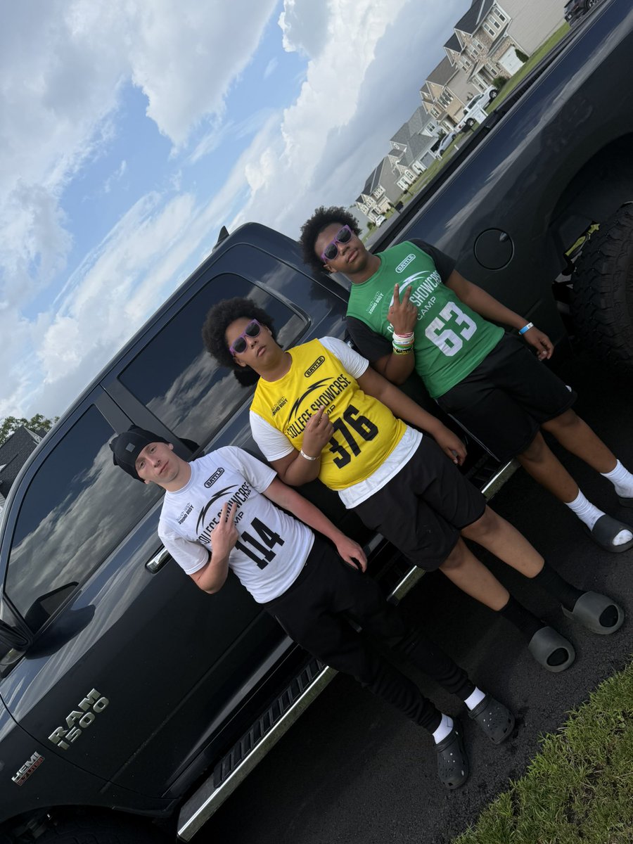 Coach_Price37's tweet photo. Building a new program from the ground up is not easy but these guys make it worth it. #Grindmode #sports #Athlete #NoDaysOff https://t.co/o6rqrbY69Y
