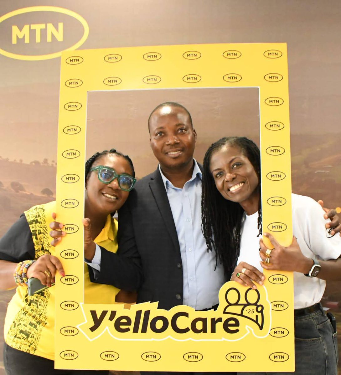 CedricDzelu's tweet photo. Honoured to deliver the keynote on behalf of the Minister of State for Climate Change &amp; Sustainability at the launch of MTN Ghana’s #YellowCare. Great to see MTN championing volunteerism &amp; digital innovation to drive real change in our communities. #YellowCare2025 #ClimateAction https://t.co/DNQ6mGiZ6S