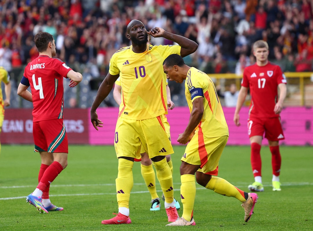 JobRobin1's tweet photo. Je pense que je n'avais plus autant douté de notre présence à un grand tournoi depuis la campagne qualificative pour l'Euro 2012. Tant de choses à dire sur ce match mais heureusement un ouf de soulagement et une qualification toujours possible. #BELWAL https://t.co/93seh1QcxV