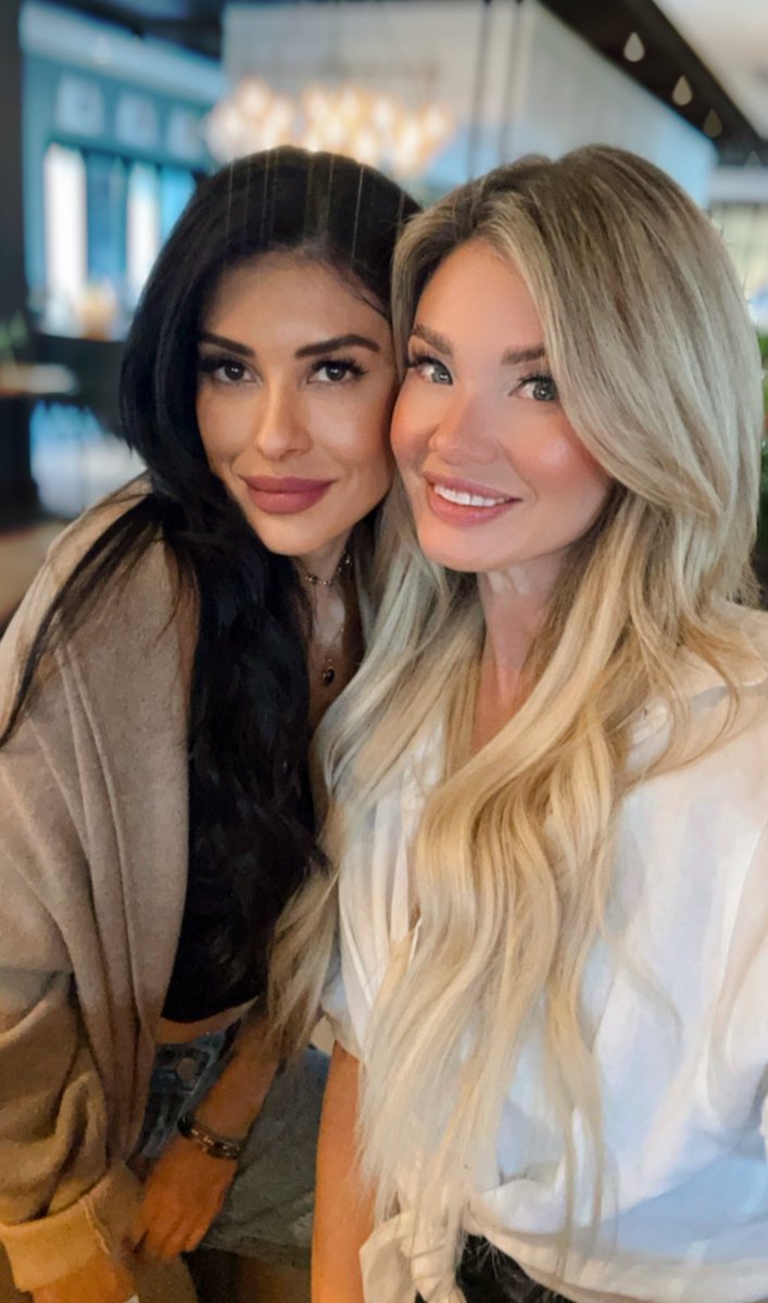 Lunch with <a href="/CryptoBeccaX/">Rebecca Ortega</a> 

She said what the ticker? 😏🔥