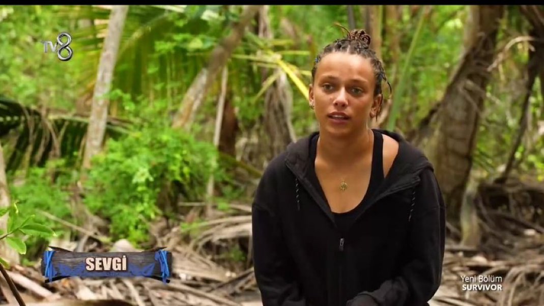 Poyraz sevgiyi göndereceğim dediği gün kızın survivor ömrü uzadı
Öyle gudubet bir insan kendisi
Kırk yıl daha gelse bırak şampiyon olmayı bireysele bile kalamaz
Anca yaverler yapıp iki üç şike ile oyun bağlayarak seneye 13. olabilir
#survivor2025