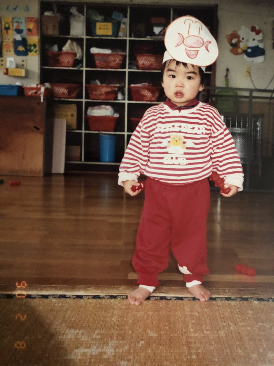studioFreaks_o's tweet photo. 風船が飛びました🎈

誕生日ですｯｯ🎊🎊🎊

通りすがりでも祝っていただけると嬉しい！！！！！！！！

ここから快進撃できる様に頑張ります！！！！

#誕生日 https://t.co/o1YCzEP9Kb