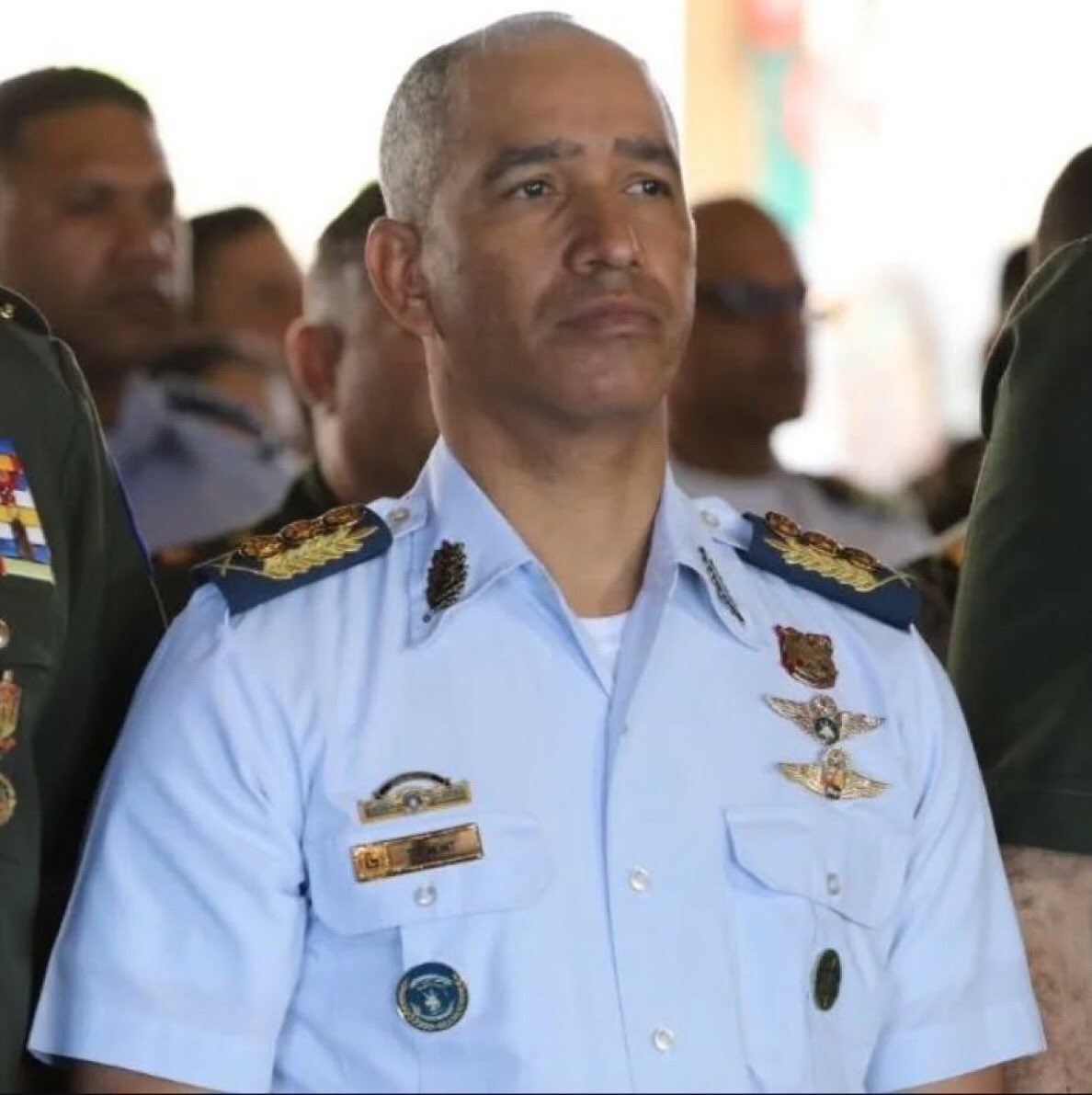 meioindep's tweet image. 🚨AGORA: Major-general José Luis Tremont Jiménez foge da Venezuela após ministro da Justiça de Maduro, Diosdado Cabello, ordenar sua morte