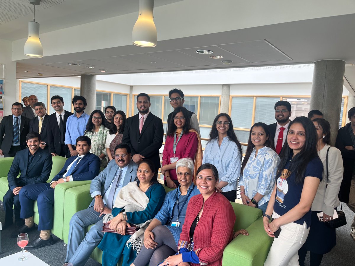 PrajaktiK's tweet image. Centre of South Asian Studies welcomed the Chief Justice of the Supreme Court of India, Justice B R Gavai today. Prof @shailajafennell & Dr Kevin Greenbank along with a number of students met him. A big thank you to @trishantsimlai and CAMSAF for organising the visit.