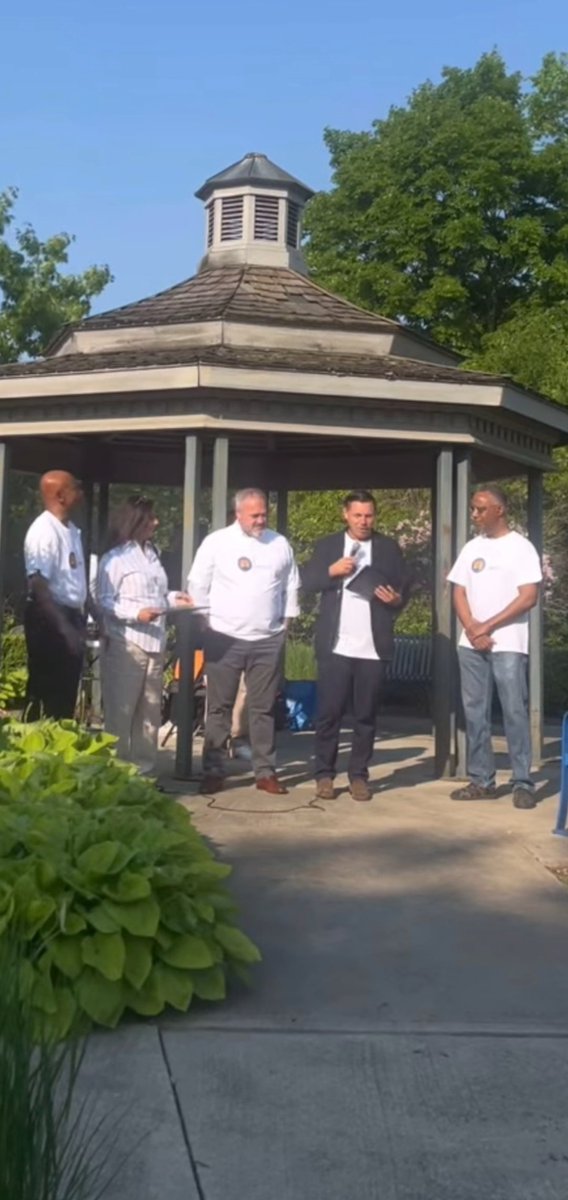The 11th Annual Walk The Path Cancer Walkathon in support of raising the awareness of Prostate Cancer and Men's Health. 

@thewalnutfoundation 

#Brampton #Ontario #Cancer #Outdoors#prostatecancerawareness #Canada #Walkathon