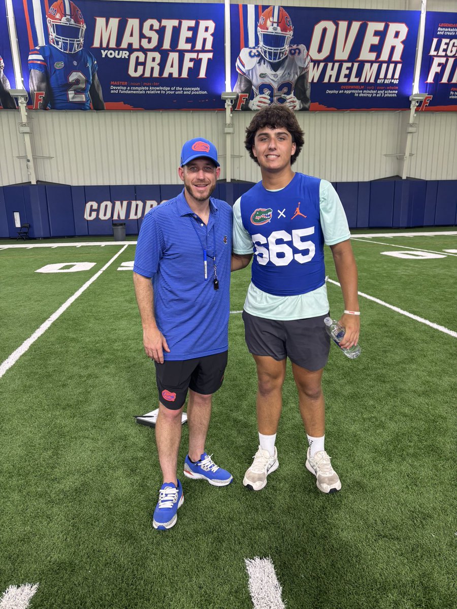 27JRodriguez's tweet photo. Had a good time returning to and competing at @GatorsFB!
Thank you @CoachJoeHouston @alextloytty for a great camp and I can’t wait to be back!

@KohlsHighlights @CoachBurack22 @CoachTonyBugeja https://t.co/FqTkYJkF3N