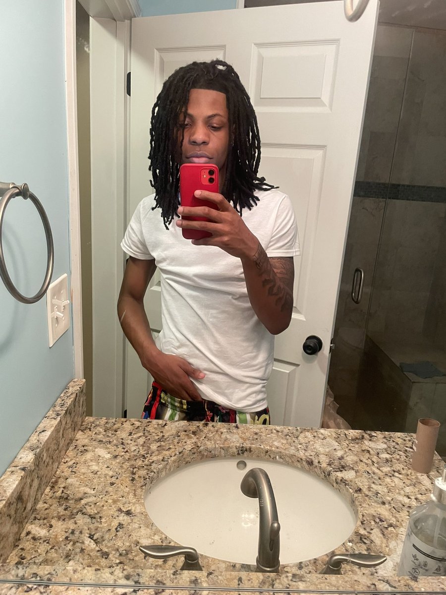 rekworst's tweet image. 