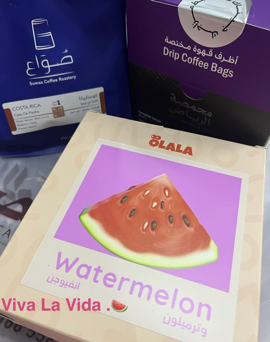 New books and fresh coffee - Refilling the soul.❤️
     
#Books 📚 
#Coffee ☕️