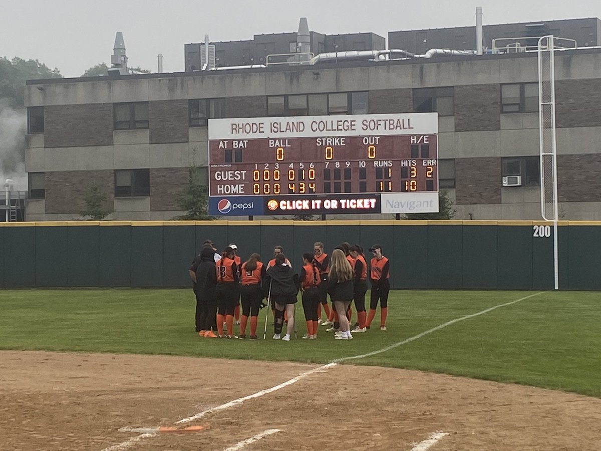 End of the line for <a href="/WW_Athletics/">WWWizards</a> softball as they suffer an 11-1 loss to <a href="/SRASaints/">SRASaintsAthletics</a> in the D2 finals