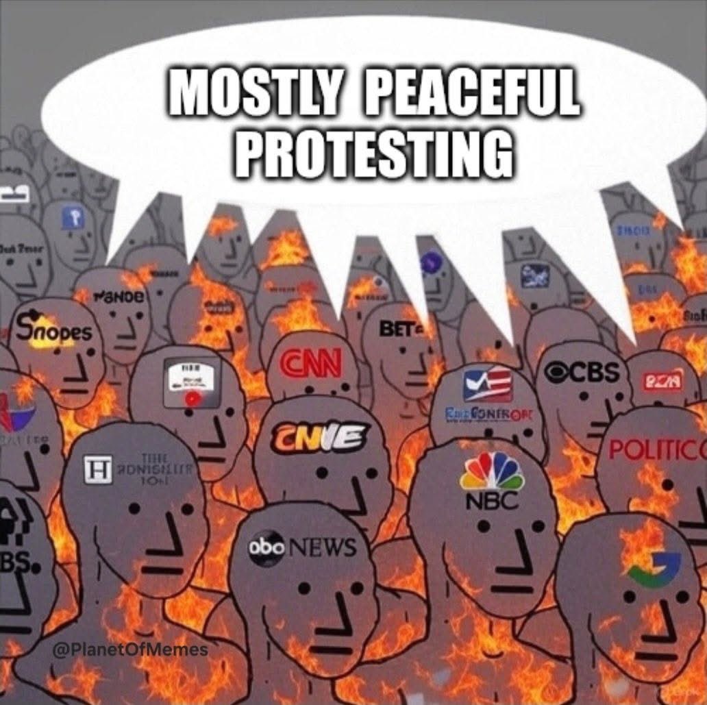 ToniLL22's tweet photo. The propaganda and talking points of the fake news media!
Mostly peaceful protest, they say….. As if we should believe them, right?! https://t.co/VprWtzdk29
