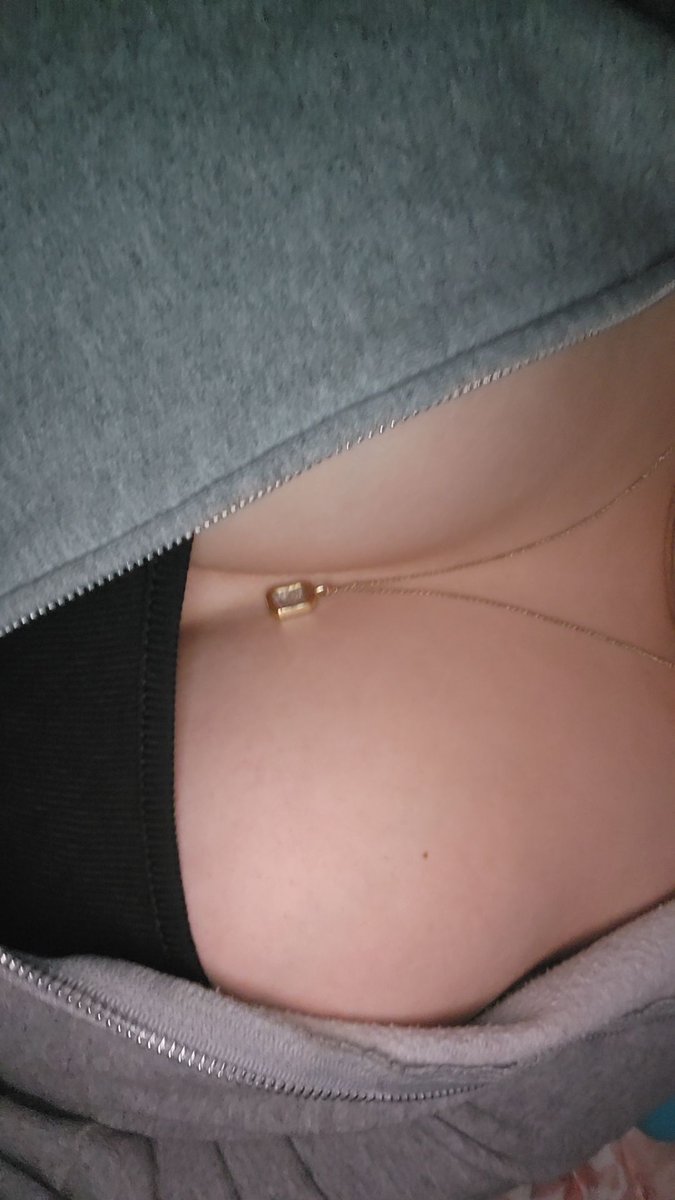 6Judging's tweet photo. Hi, sorry I've been busy I've got a lot on my plate and I'm so sorry I'm not super active I'm going through $ troubles so if you send a little love to my cash app, and send me proof you did I'll send a little thank you <3 
https://t.co/mgDbnMyICb https://t.co/LkZiv3LNeE