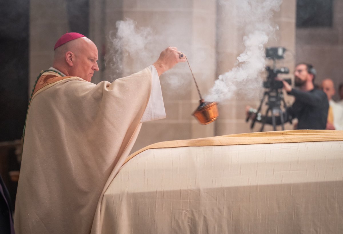 It was an honor to preside at the funeral Mass for Archbishop Michael Byrnes, a native son of the @archofdet and beloved friend of many from southeast Michigan to Guam. May the Lord grant him a peaceful rest and eternal reward.
