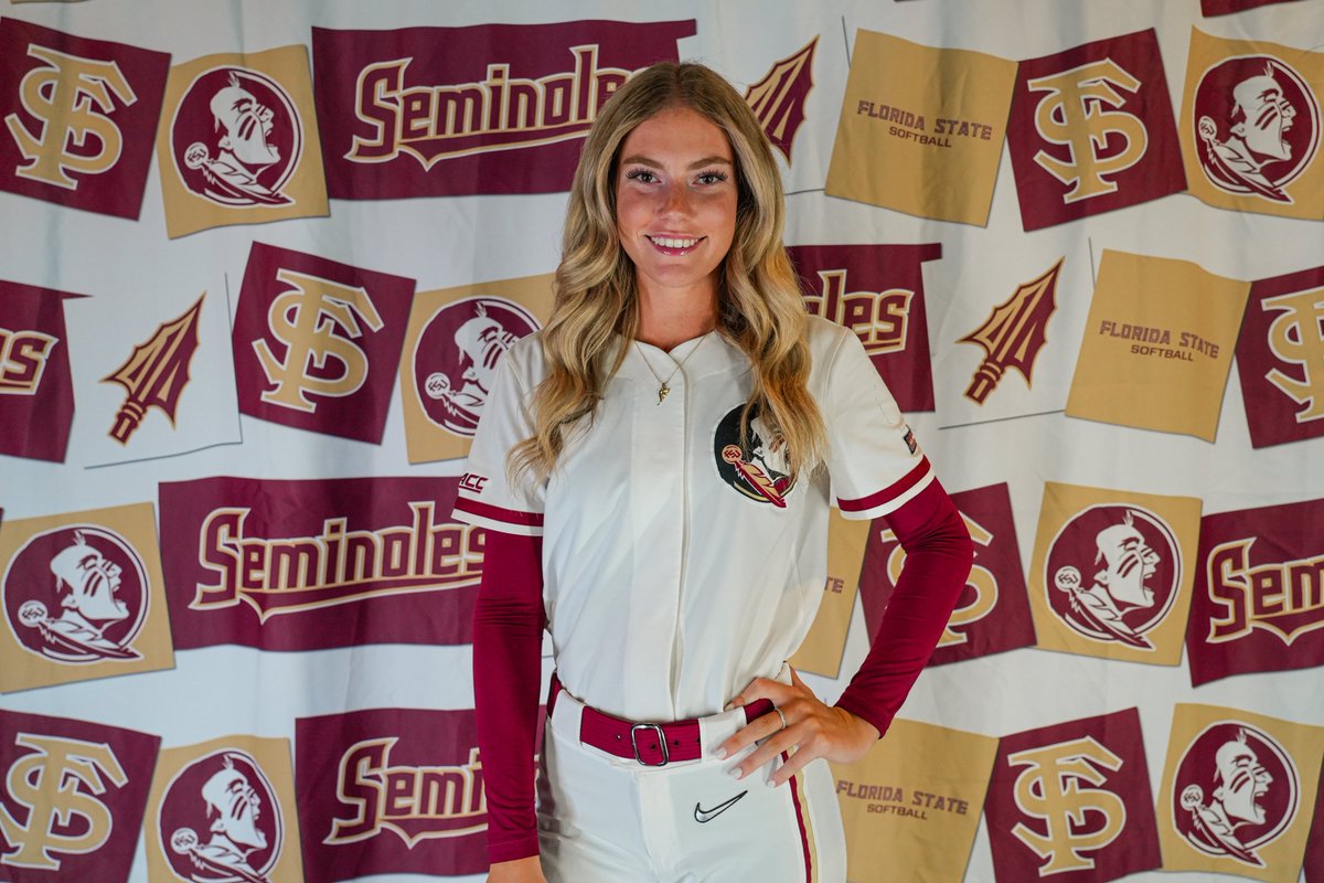 The future is in good hands👊

Our incoming freshmen Anna Hinde (NC), Hayley Griggs (OH) and Bella Dimitrijevic (IL) were all named Gatorade Players of the Year for their respective states this morning🍢

#Team43