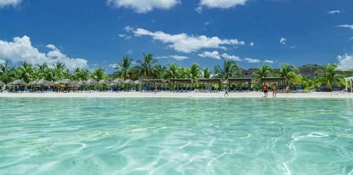 #Entérate ‼️El Centro Internacional de Formación, Gestión y Certificación de Playas (#cifplayas) seleccionó a cinco enclaves costeros cubanos entre los mejores de América Latina en 2025,luego de un estudio científico basado en diferentes componentes.
#turismocubano #PlayasCubanas