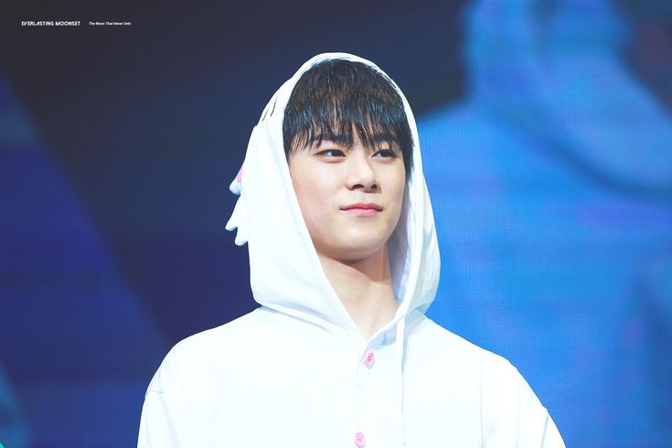 moonbin_at's tweet photo. 애쓰지 않아도 끌리는 관ㄱㅖ

#문빈 #아스트로 #MOONBIN #ASTRO
#ムンビン #文彬 #영원한_나의_예쁜달 🌙 https://t.co/JoWvDmKw2L