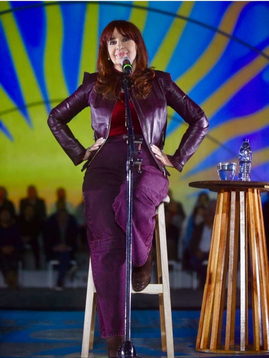 "Estar presa es un certificado de dignidad, lo siento de esa manera" <a href="/CFKArgentina/">Cristina Kirchner</a> 🤍