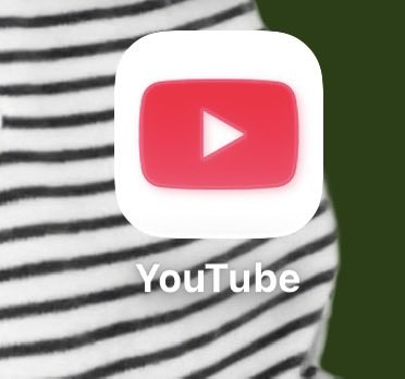 I wish all apps step up and adapt to the new App Icon layers. The default Haze effect is NOT great on most App Icons.