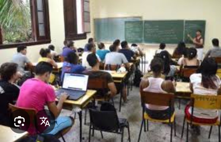 Arrimaron tanto fuego a la sartén que se incendió y se están "quemando" junto a sus mentiras y manipulaciones. 
#NoALaIngerencia 
#CubaVencerá
#UnidosXCuba
#TumbaElBloqueo