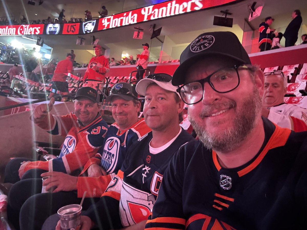 Devo9911's tweet photo. Enemy territory.  Brought the muscle. 

Stanley Cup Final in Florida is ferda Selte boys. 

#LetsGoOilers #HiMom https://t.co/oUhwJEqRjk