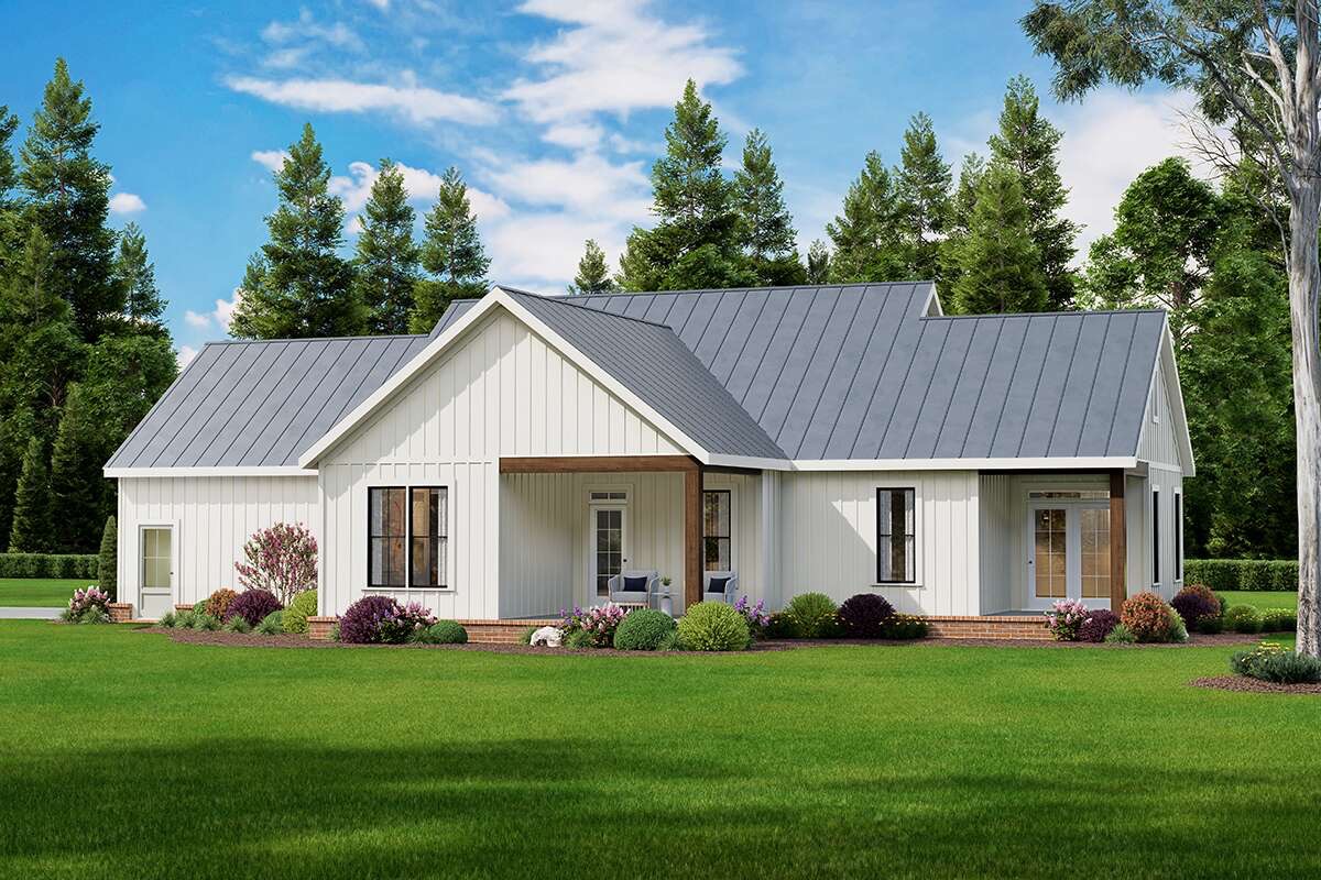 Can we get some commotion for this new Modern Farmhouse - Plan 009-00451 👏👏 

This exclusive beauty features 1,353 sq. ft., 2 bedrooms, 2 bathrooms, a home office, a split bedroom layout, an open floor plan, a kitchen island and the split bedroom layout: bit.ly/4kXdERi