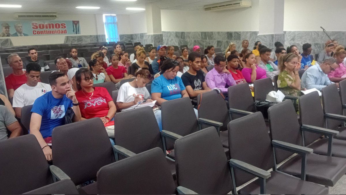 Se realiza intercambio de #Etecsa_LasTunas con los cuadros del municipio Las Tunas#PorLasTunasLaVictoria