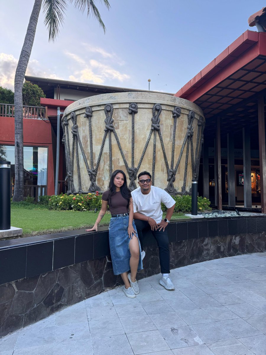 Good Morning Selamat Pagi Rahajeng Semeng!

Mika Affandy <a href="/mikaaffandy/">Mika Affandy</a> dan Maria Hills siap nemenin sampai jam 10 pagi. Nambahin semangat, ngehabisin sarapan?

Kita ahlinya!