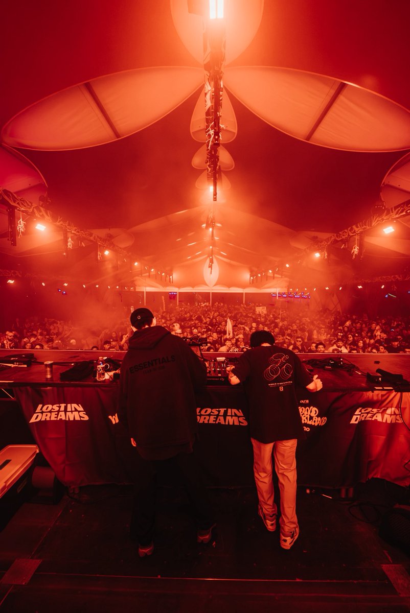 ARMNHMR's tweet image. Chicagoooooo we love it here. It never gets old. Every set here leaves a mark. Thanks for always showing up for us. @BeyondWlandCHI