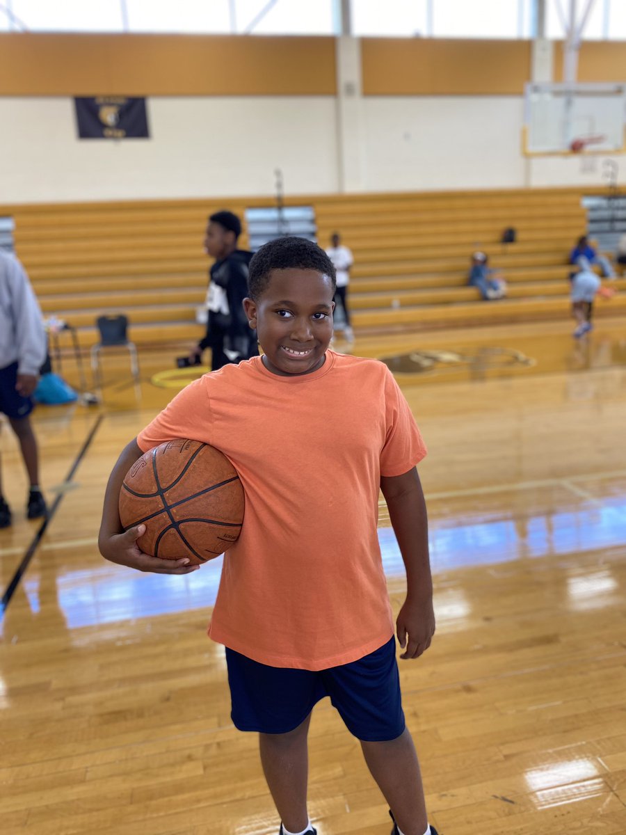 Ms.Wallace tweet media