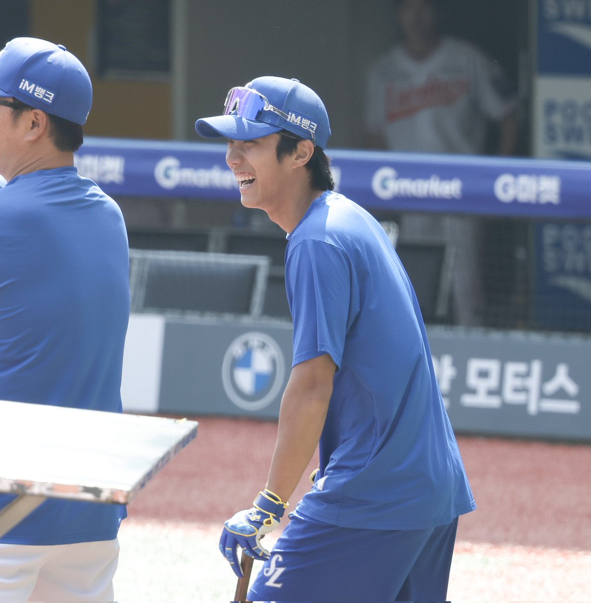 슬슬 더워지는군

250603 문학
#삼성라이온즈 #이재현