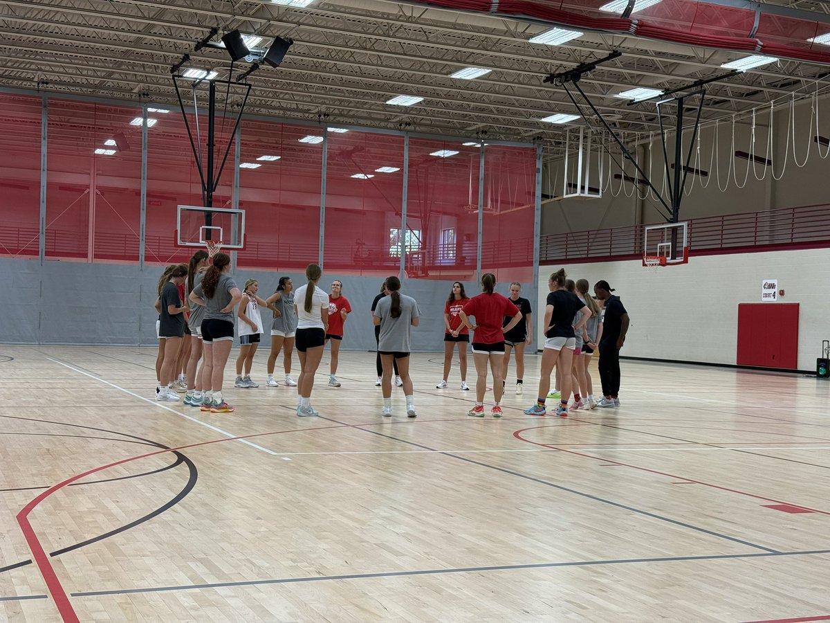Thank you <a href="/IWU_WBB/">IWU WBB</a> for a great visit and open gym! I had so much fun competing and meeting everyone! Thank you coaches <a href="/eseboe30/">Emily Detmers</a> <a href="/anne_secrest/">Anne Secrest</a> and Coach Whaley!