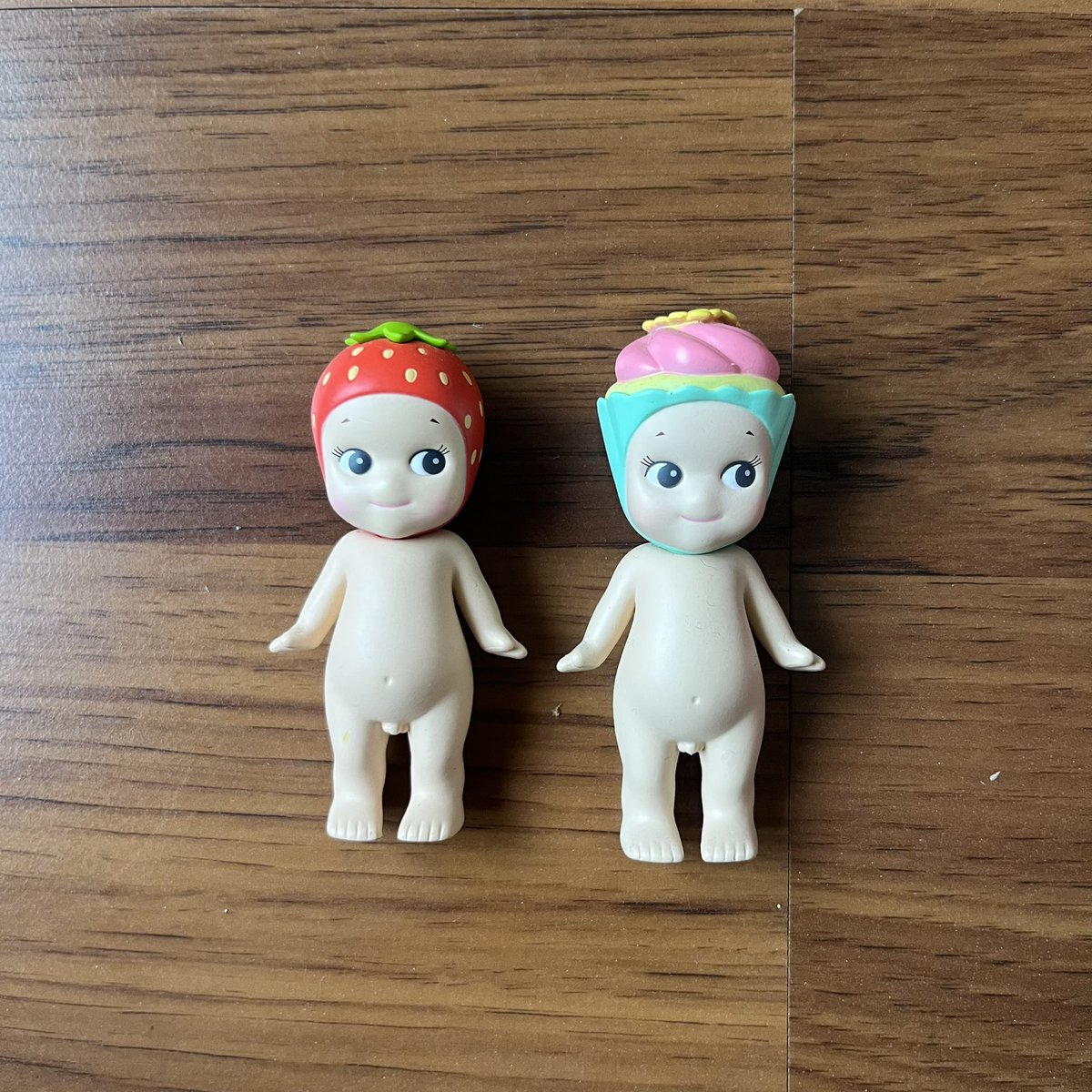 ꕤ wts • want to sell sonny angel songel ready ina ꕤ

✭ EXCLUDE admin shopee
✭ semarang, ina
✭ shopee video available

strawberry reg fruit series 300k
cupcake sweets ver 155k