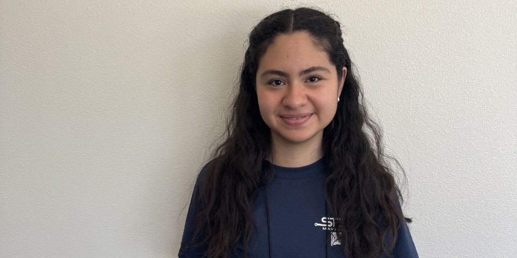 PSLNMState's tweet image. Wrapping up our TA spotlights! Meet Melodie Guzman—a sophomore at @NotreDame studying EE &amp;amp; Engineering Corp Practice. She joined to help inspire future STEM students! Big thanks to Jack, Luke, Eliseo &amp;amp; Melodie—STEM Mavericks wouldn’t be the same without you! @dodcdao