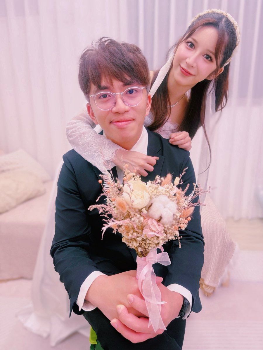こんな夢みたいな時間、ずっと覚めなければいいのに…💐✨
七ツ森りり さんと過ごせるなんて、本当に夢のよう🤍

#七ツ森りり 
#ForAver女優攝影會
#夢の日
@riri_nntmr https://t.co/LG9T4GeqPd