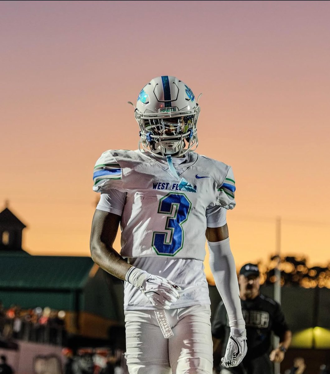 IzzyLobe's tweet image. After a Great camp and a great conversation with @CoachMelo90 and @CoachKNobles I i’m bless to receive a offer from the University Of West Florida #DeathRow🏴‍☠️ #GoArgo