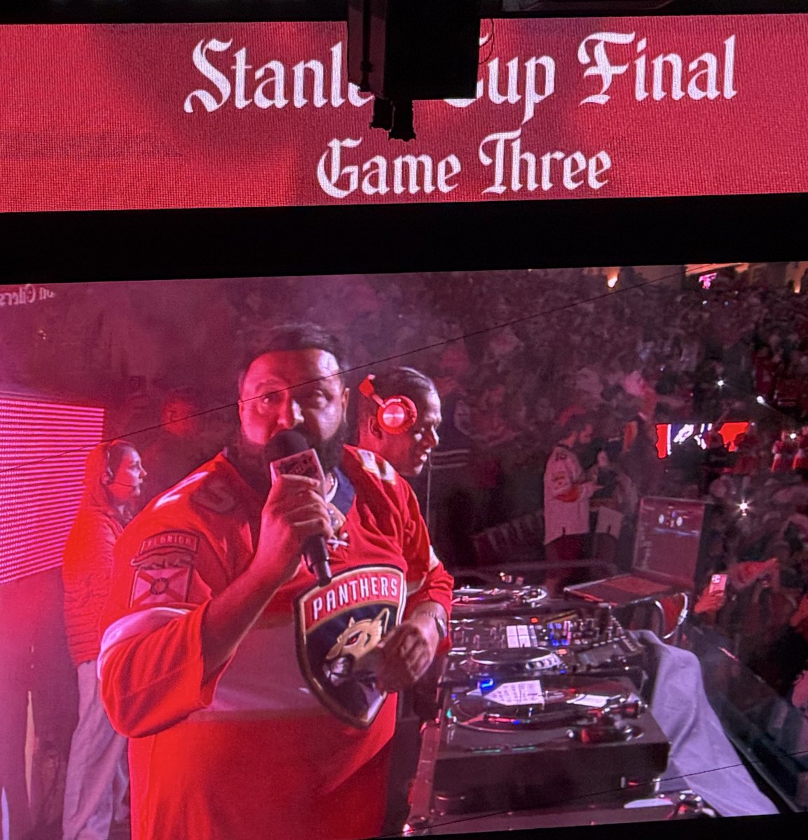 wyshynski's tweet photo. WE THE BEST HOCKEY https://t.co/lVEquULsfx