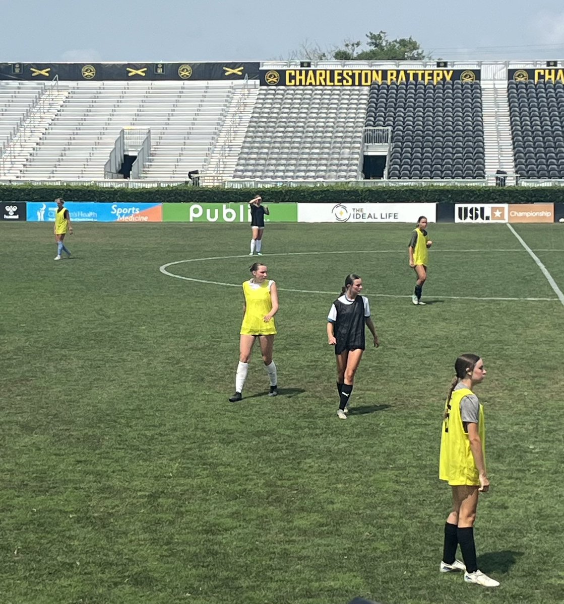 Victoria Cosgrove (@vic5cosgrove) on Twitter photo Thank you <a href="/CofCWSOC/">Charleston Women's Soccer</a> for hosting a great ID Camp. I had so much fun at my first ID Camp with some amazing players.
<a href="/ECNLgirls/">ECNL Girls</a>
<a href="/ECNLSoutheast/">ECNL Southeast Girls</a>
<a href="/tikitakaklu/">Tomasz Kluszczynski 🇵🇱/🇺🇸</a>
<a href="/TannerOsborne27/">Tanner Osborne</a>
<a href="/TopDrawerSoccer/">TopDrawerSoccer</a>
<a href="/ImYouthSoccer/">ECNL/GA/Recruiting/College Soccer</a> Thank you <a href="/CofCWSOC/">Charleston Women's Soccer</a> for hosting a great ID Camp. I had so much fun at my first ID Camp with some amazing players.
<a href="/ECNLgirls/">ECNL Girls</a>
<a href="/ECNLSoutheast/">ECNL Southeast Girls</a>
<a href="/tikitakaklu/">Tomasz Kluszczynski 🇵🇱/🇺🇸</a>
<a href="/TannerOsborne27/">Tanner Osborne</a>
<a href="/TopDrawerSoccer/">TopDrawerSoccer</a>
<a href="/ImYouthSoccer/">ECNL/GA/Recruiting/College Soccer</a>