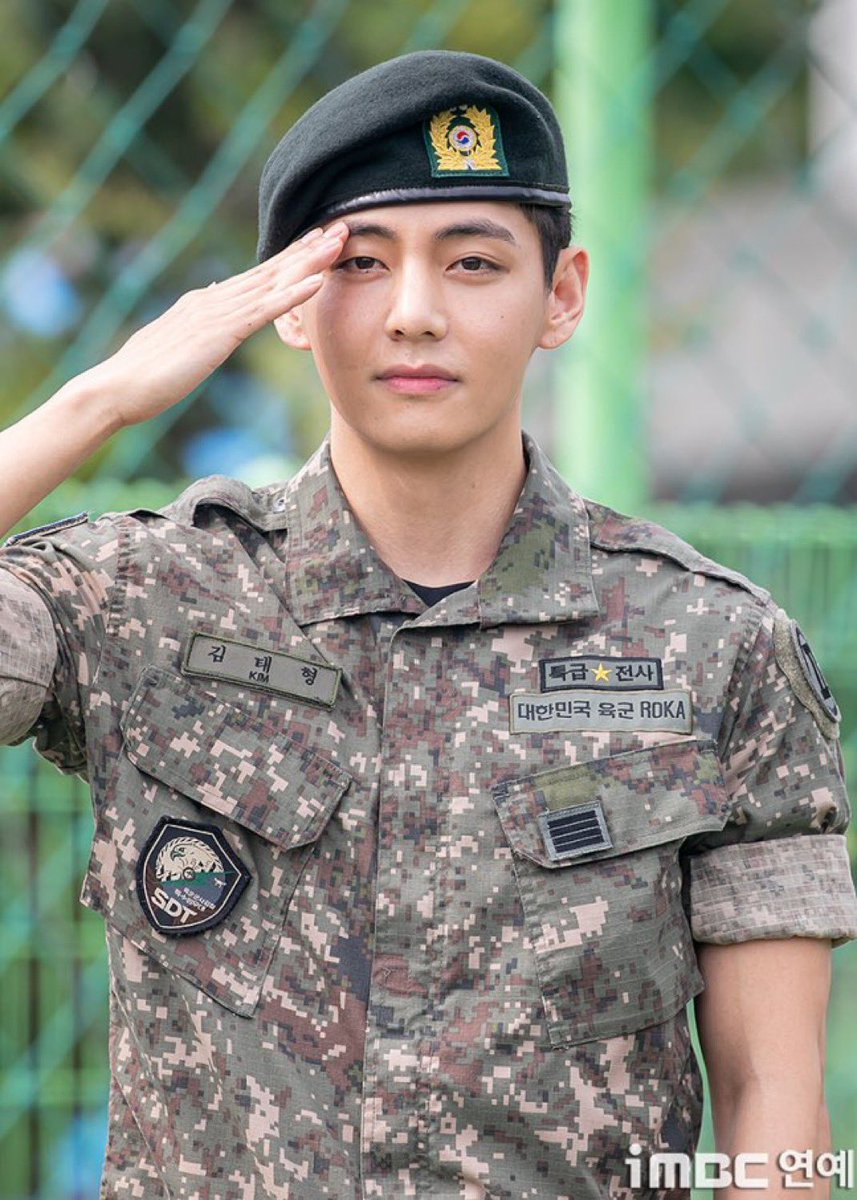 KIM TAEHYUNG IS BACK