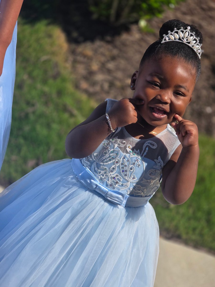 Tash5Pretty's tweet photo. My baby really bout to be 2 in a few days 😫😫😫 https://t.co/Ea73KmG4as