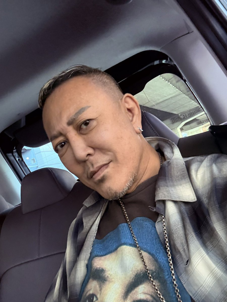 Nagoshi_T's tweet image. Unusual outfit😸