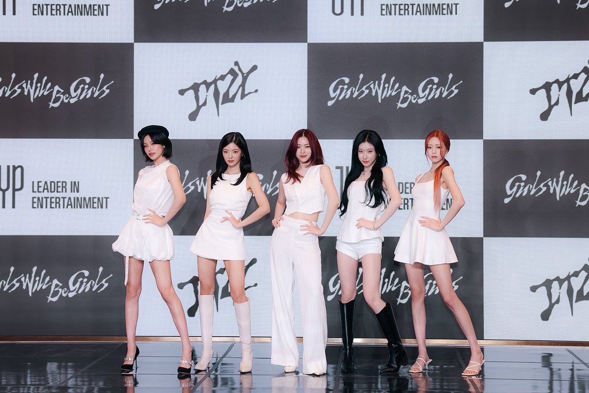 Chaeryeong. tweet media
