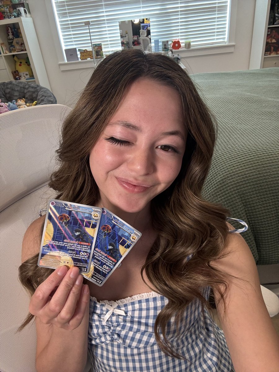 ihavebrewster's tweet image. hits so far from #DestinedRivals !! #gifted_by @Pokemon ❤️ going to open more on stream tonighttt