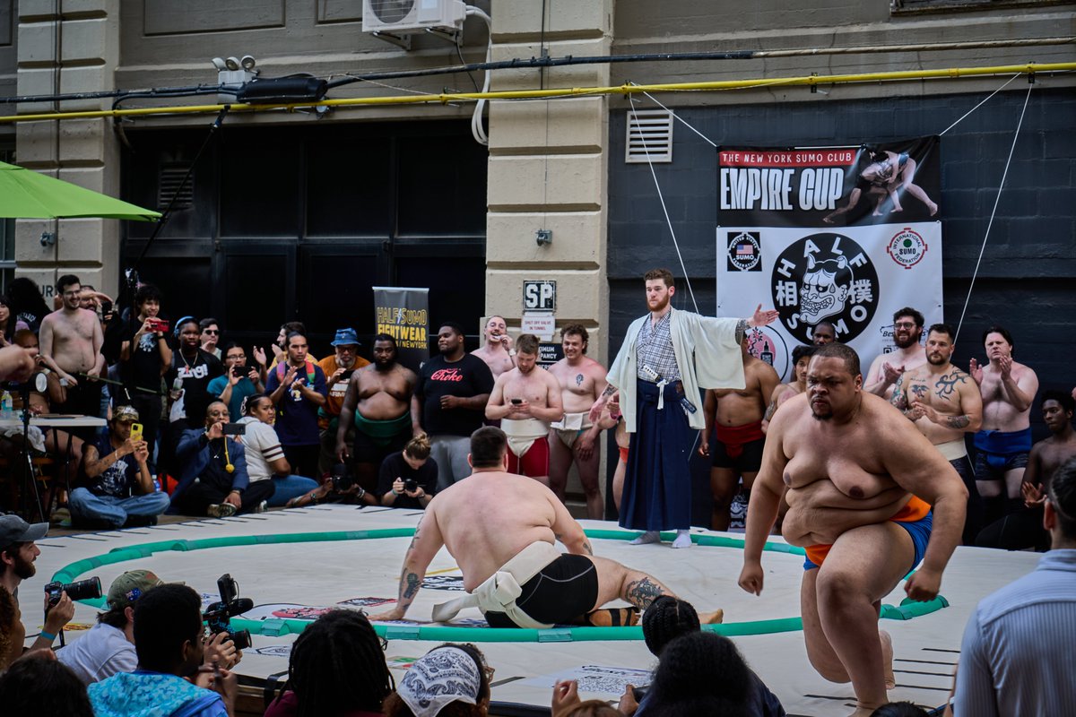 Koustics's tweet image. A big thank you to @DstylesMasamune for the amazing photography work. I&apos;m going to be focusing on sumo related content for the near future which will include me uploading training sessions, match reviews and more so stay tuned. 😈 #FutureYokozunaOfAmerica