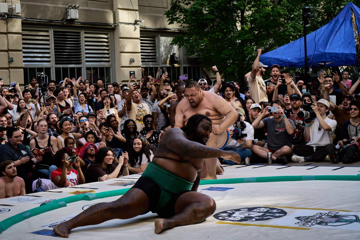 Koustics's tweet image. A big thank you to @DstylesMasamune for the amazing photography work. I&apos;m going to be focusing on sumo related content for the near future which will include me uploading training sessions, match reviews and more so stay tuned. 😈 #FutureYokozunaOfAmerica