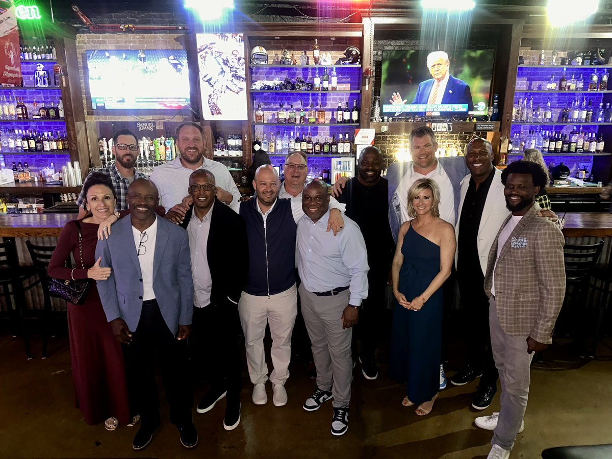 Mark McMillian (@markmcmillian29) on Twitter photo Shout out to my boy <a href="/JermaineDye/">Jermaine Dye</a> & MVP from the <a href="/whitesox/">Chicago White Sox</a> & Fresh Start for putting on another great charity golf weekend. <a href="/ChristianOkoye/">Christian Okoye</a> <a href="/Chiefs/">Kansas City Chiefs</a> <a href="/ChrisHale26/">Chris Hale</a> <a href="/BuffaloBills/">Buffalo Bills</a> Walter Thurmond III <a href="/Seahawks/">Seattle Seahawks</a> Shout out to my boy <a href="/JermaineDye/">Jermaine Dye</a> & MVP from the <a href="/whitesox/">Chicago White Sox</a> & Fresh Start for putting on another great charity golf weekend. <a href="/ChristianOkoye/">Christian Okoye</a> <a href="/Chiefs/">Kansas City Chiefs</a> <a href="/ChrisHale26/">Chris Hale</a> <a href="/BuffaloBills/">Buffalo Bills</a> Walter Thurmond III <a href="/Seahawks/">Seattle Seahawks</a>