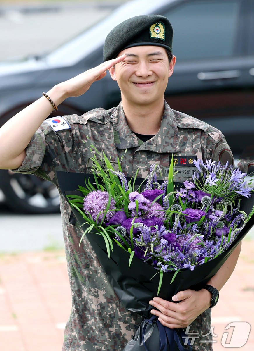 Welcome home sayangkuuu <a href="/Hydra_sch/">Hydra Schafer #INDIGO</a> 🥹💙